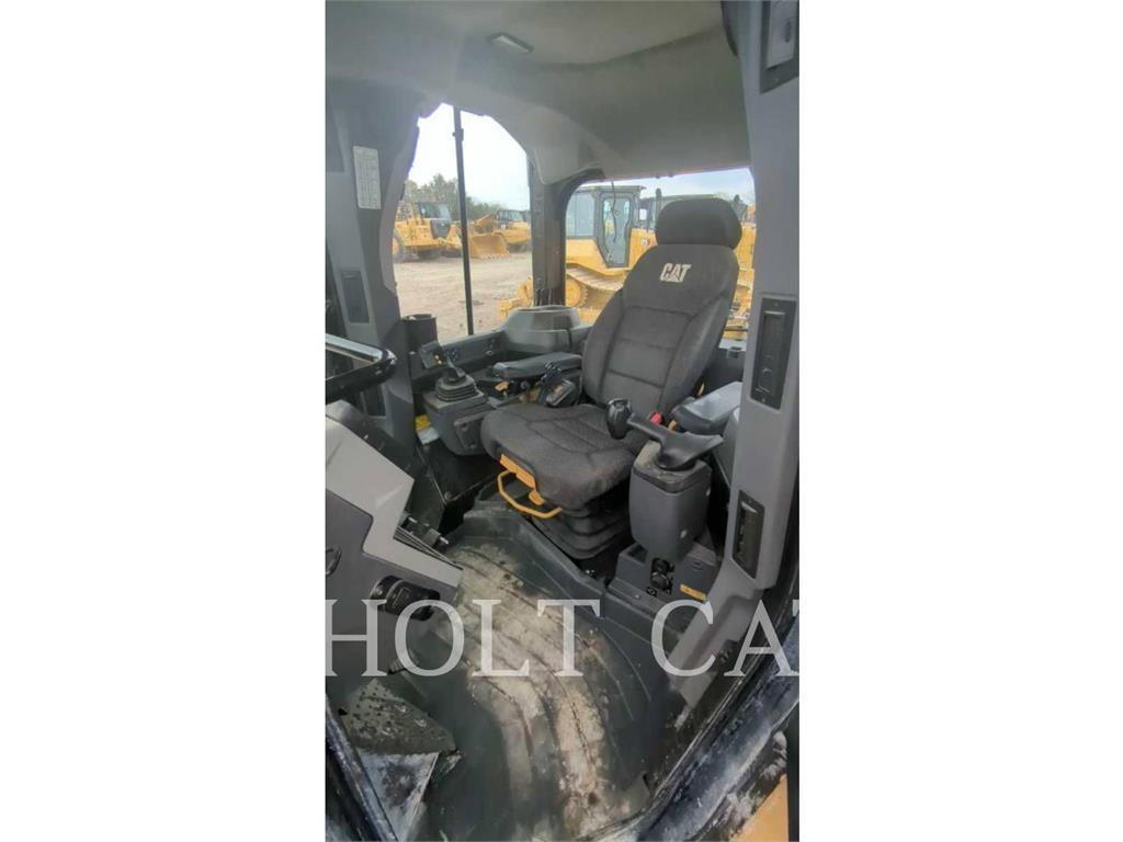 CAT D5 VP Buldozer sobre oruga