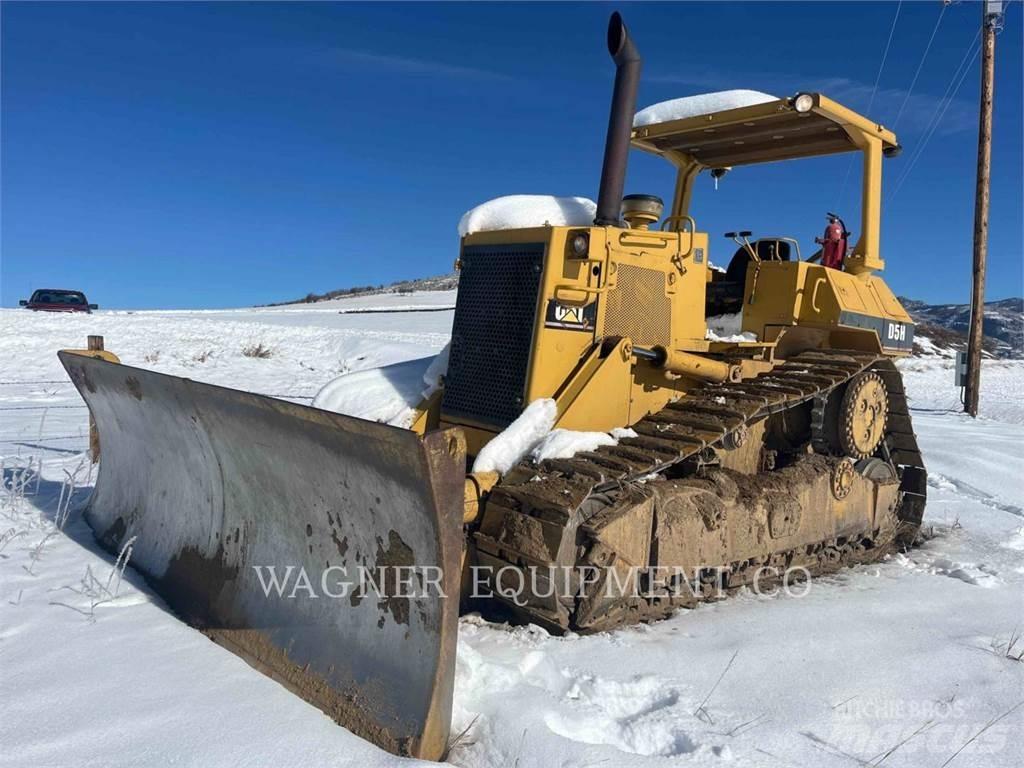 CAT D5H Buldozer sobre oruga