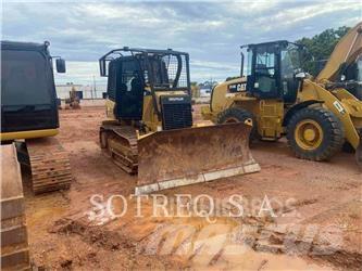 CAT D5K Buldozer sobre oruga