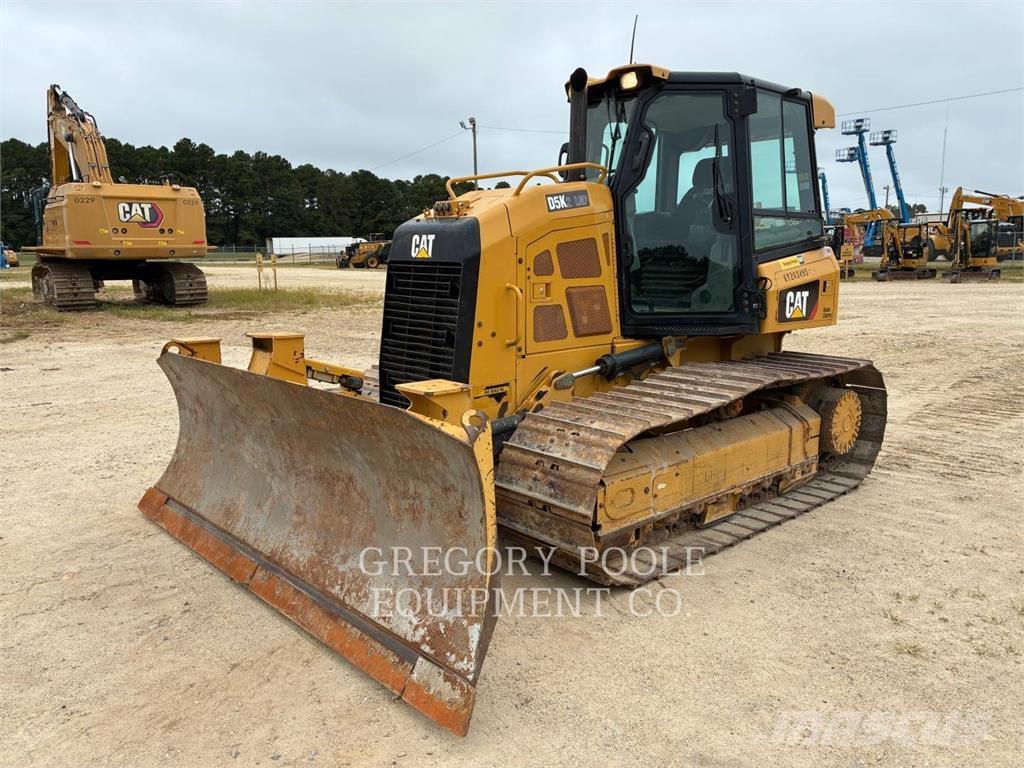 CAT D5K2LGP Buldozer sobre oruga