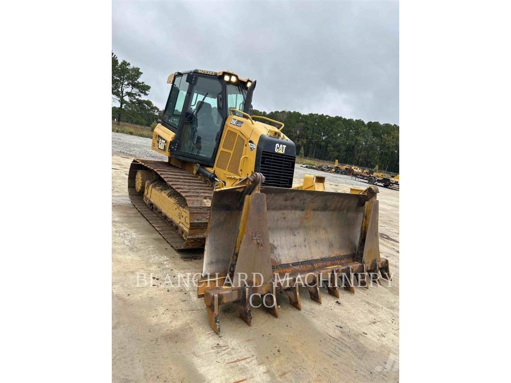 CAT D5K2LGP Buldozer sobre oruga