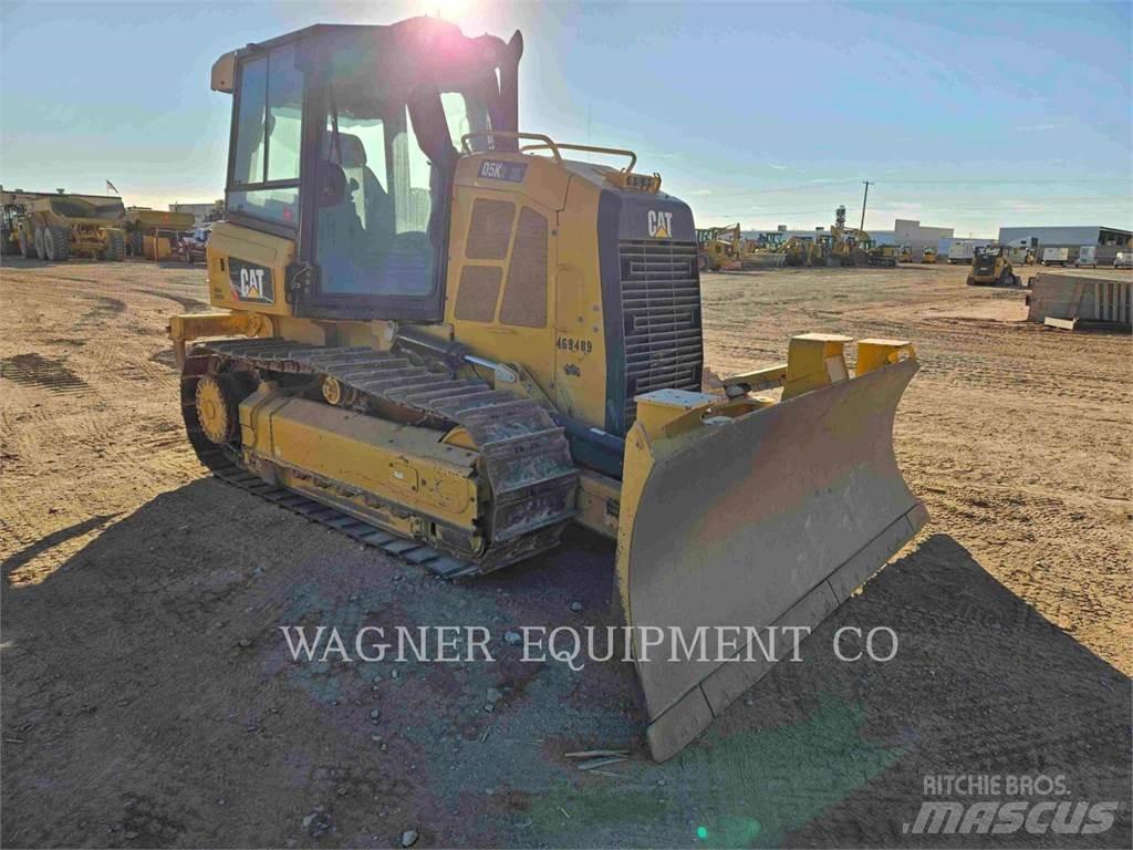 CAT D5K2XL Buldozer sobre oruga