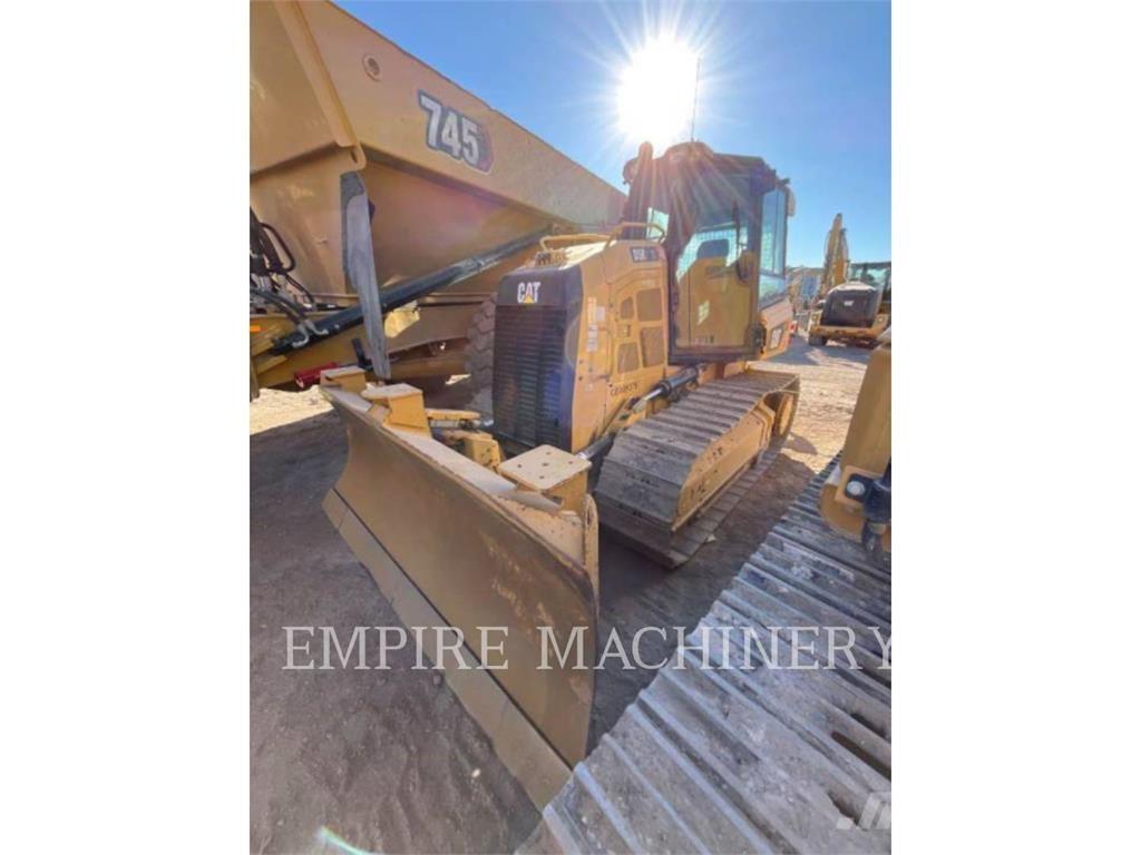 CAT D5K2XL Buldozer sobre oruga