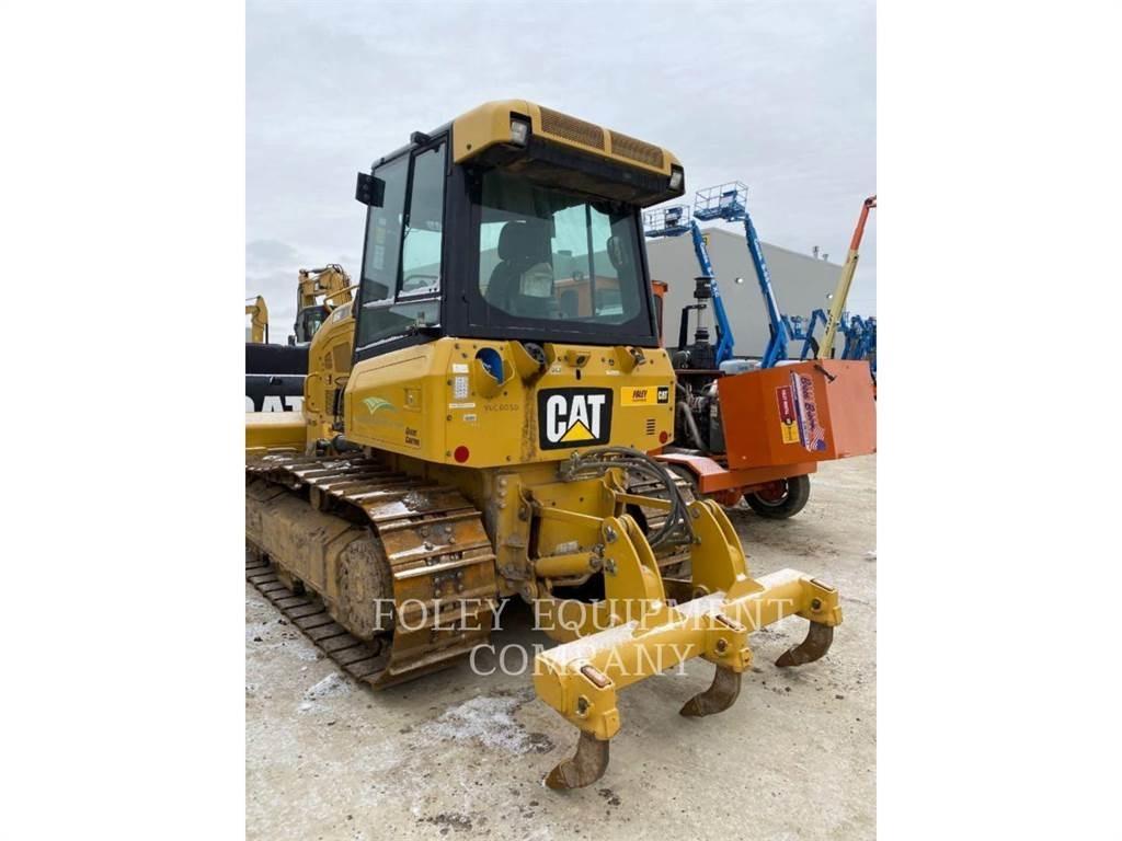 CAT D5K2XLA Buldozer sobre oruga