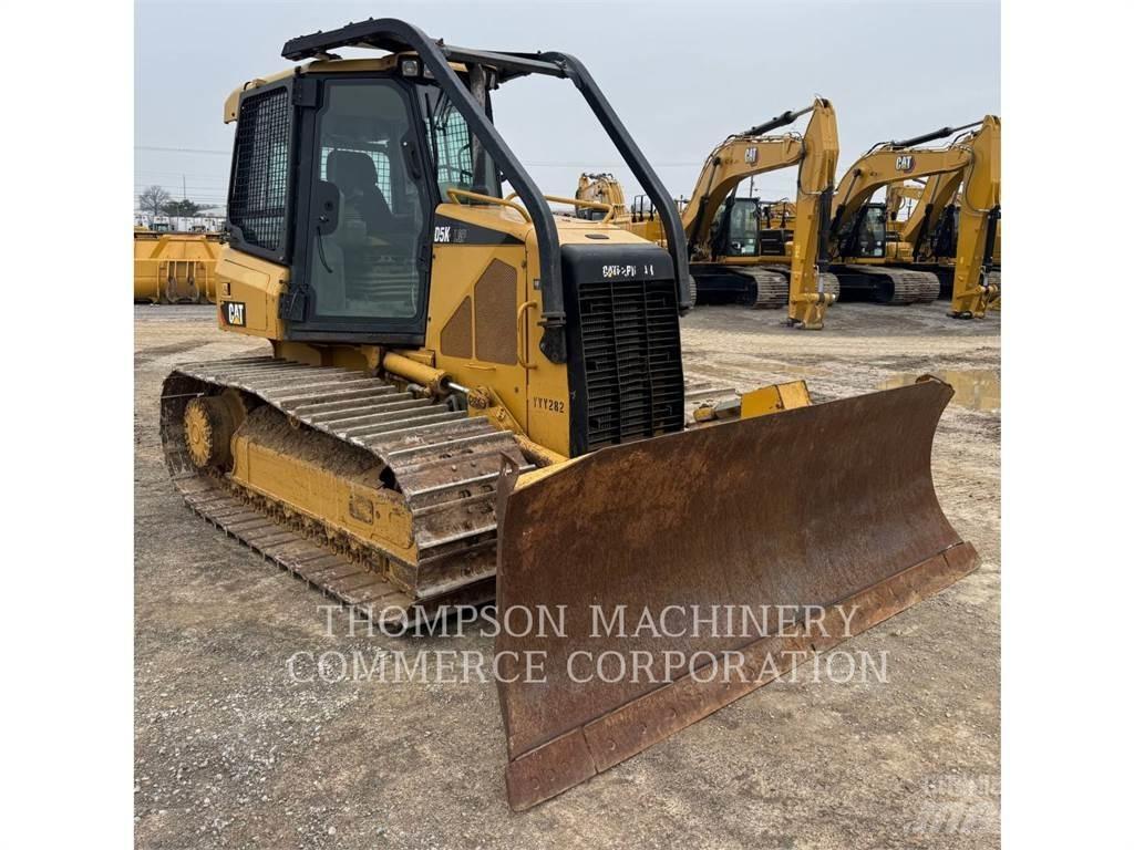 CAT D5KLGP Buldozer sobre oruga