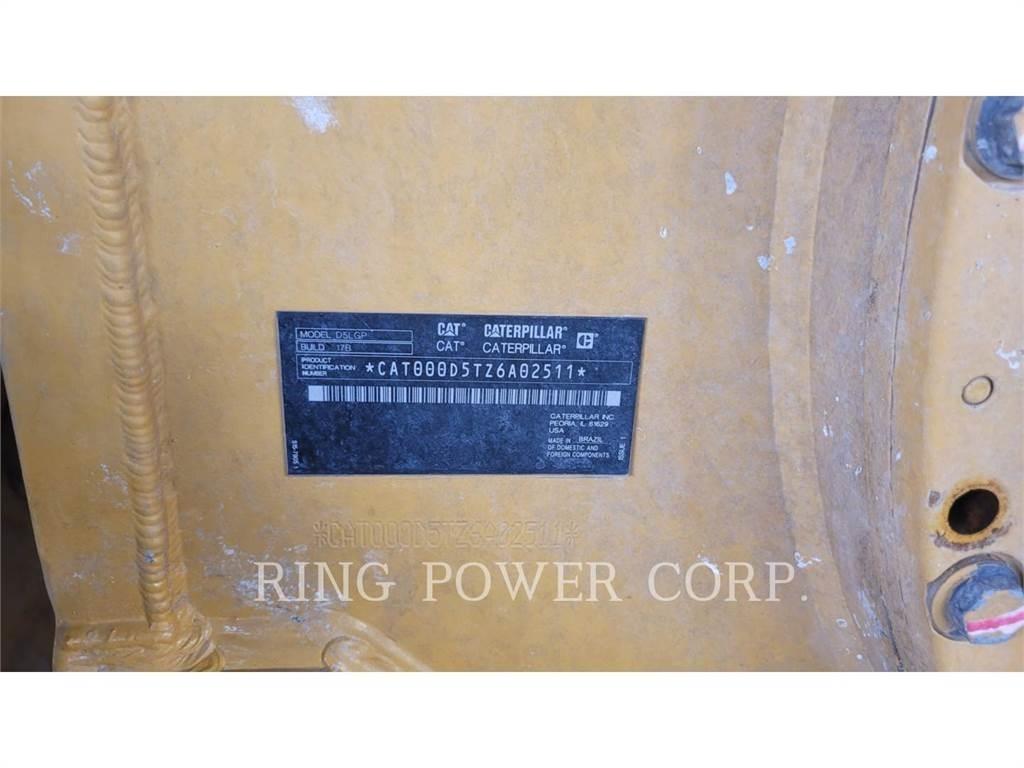 CAT D5VP3D Buldozer sobre oruga