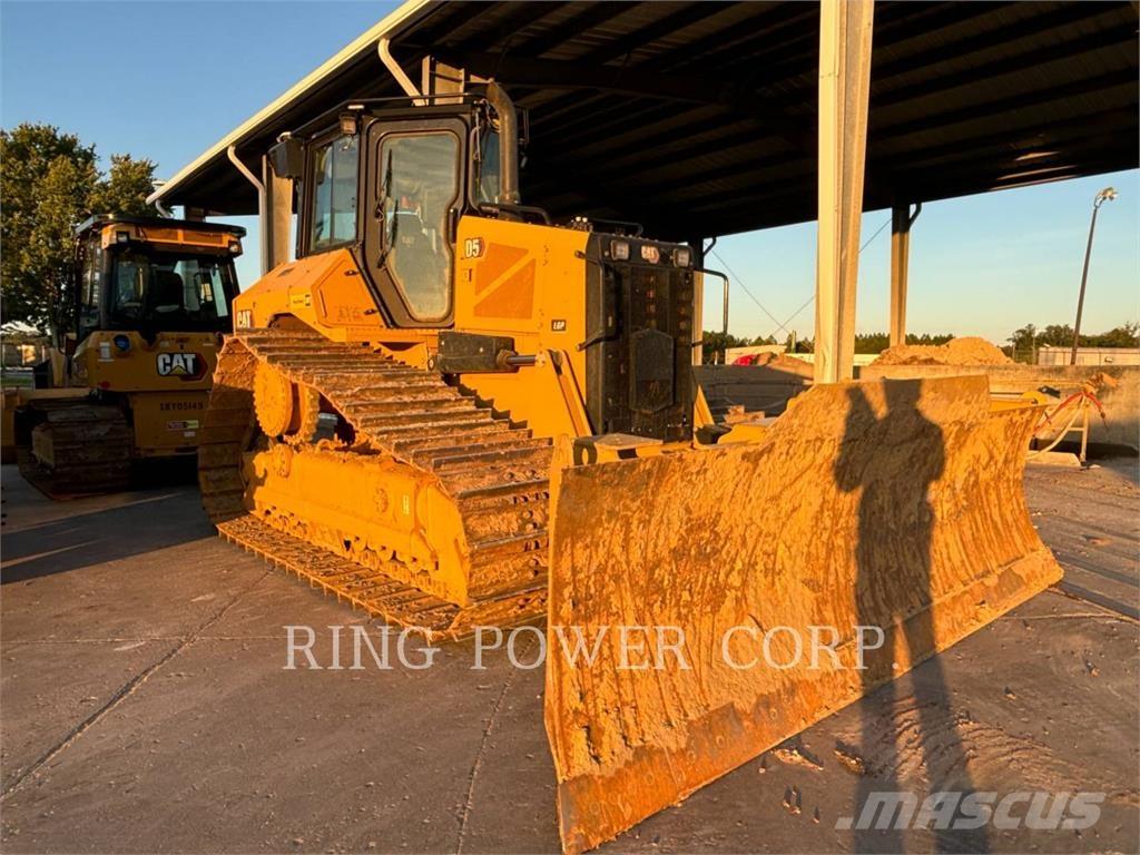 CAT D5VPEW Buldozer sobre oruga