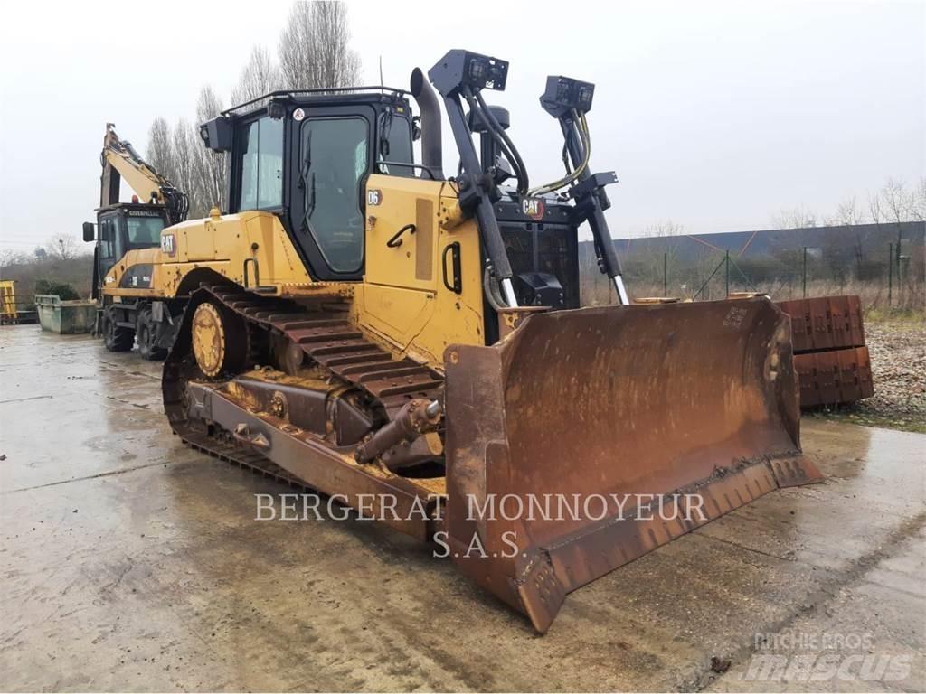 CAT D6 Buldozer sobre oruga