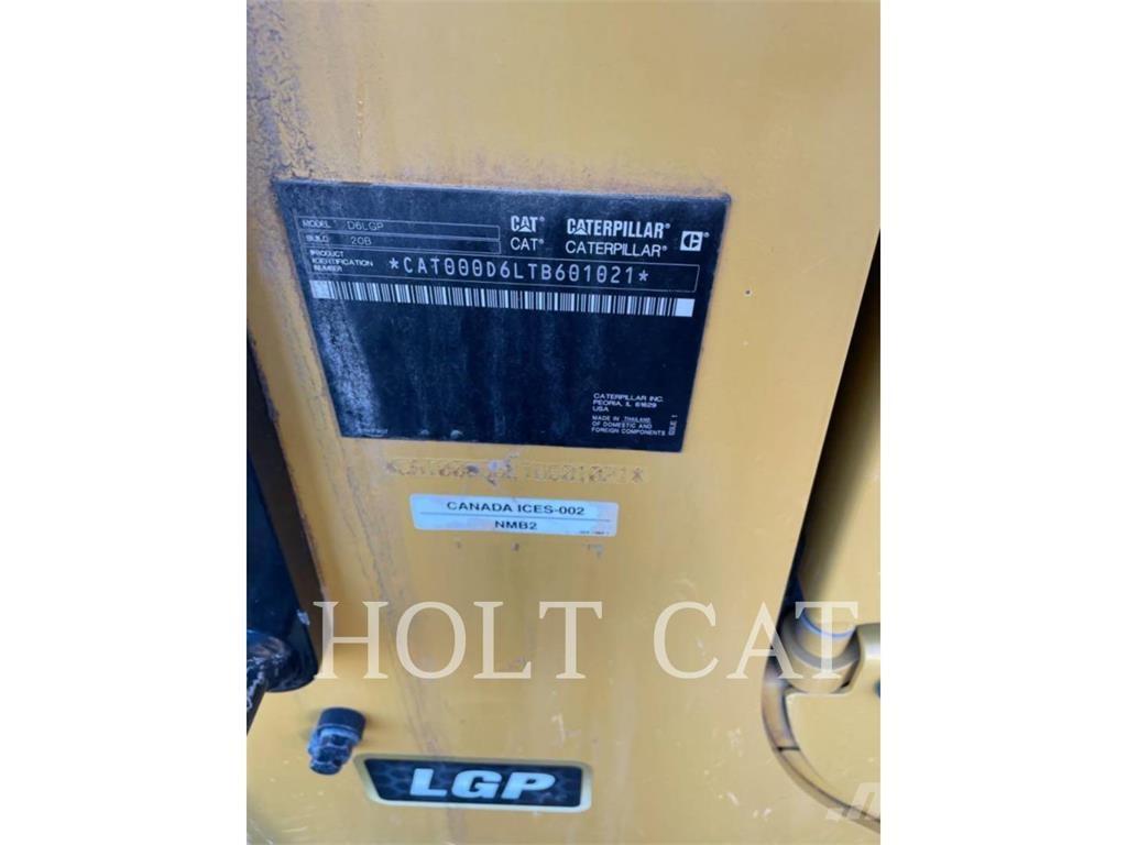 CAT D6 LGP Buldozer sobre oruga