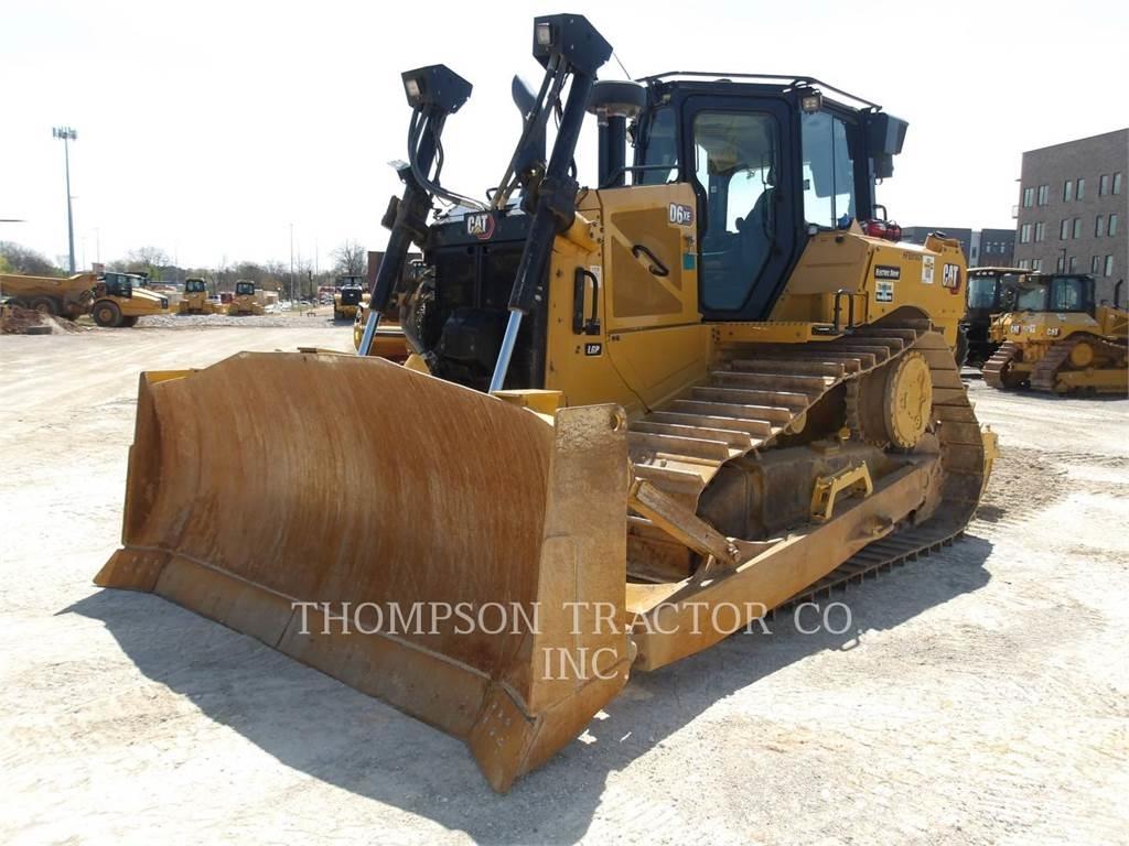 CAT D6 XE Buldozer sobre oruga