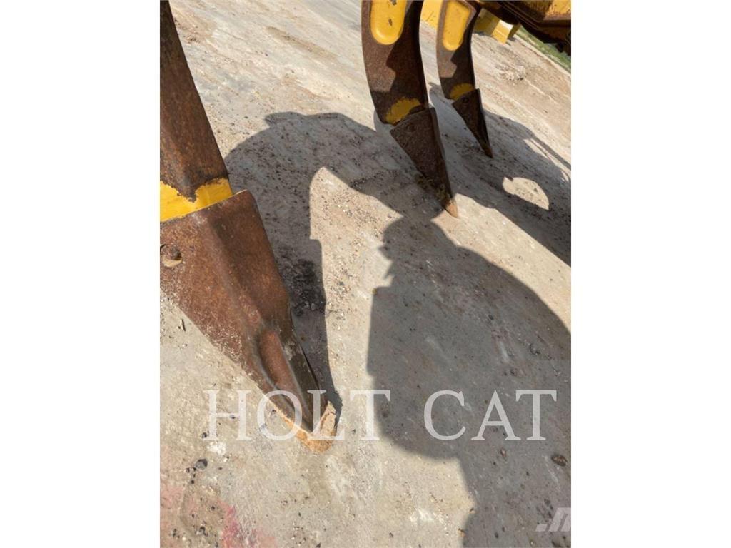 CAT D6 XL Buldozer sobre oruga