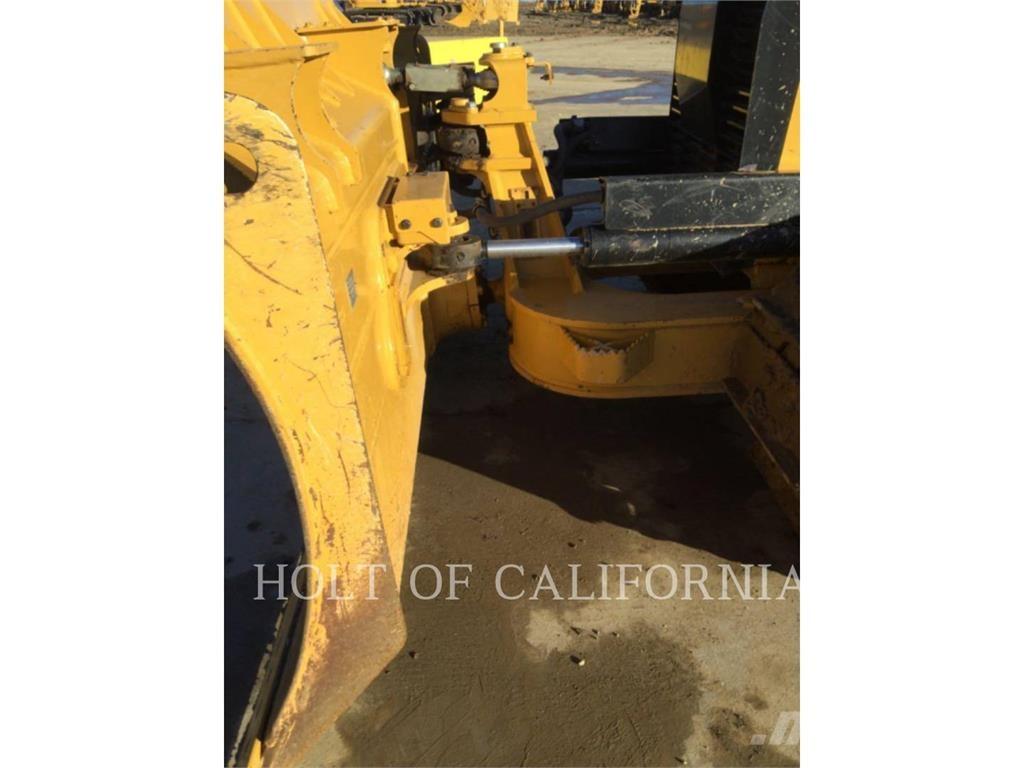 CAT D6K2 Buldozer sobre oruga