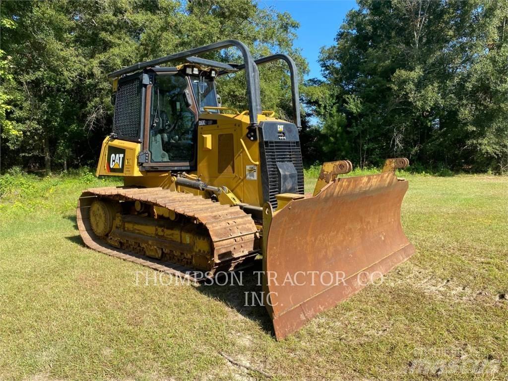 CAT D6K2 Buldozer sobre oruga