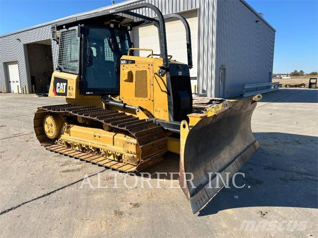CAT D6K2 LGP Buldozer sobre oruga