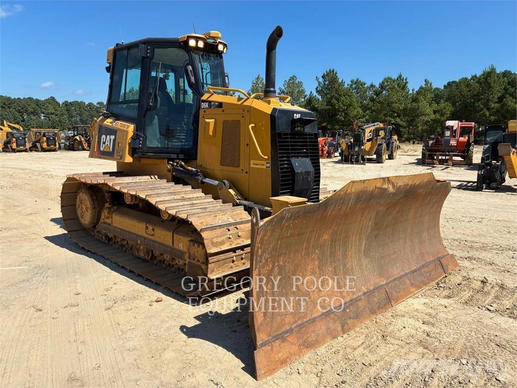 CAT D6K2LGP Buldozer sobre oruga