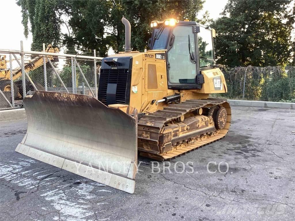 CAT D6K2XL Buldozer sobre oruga