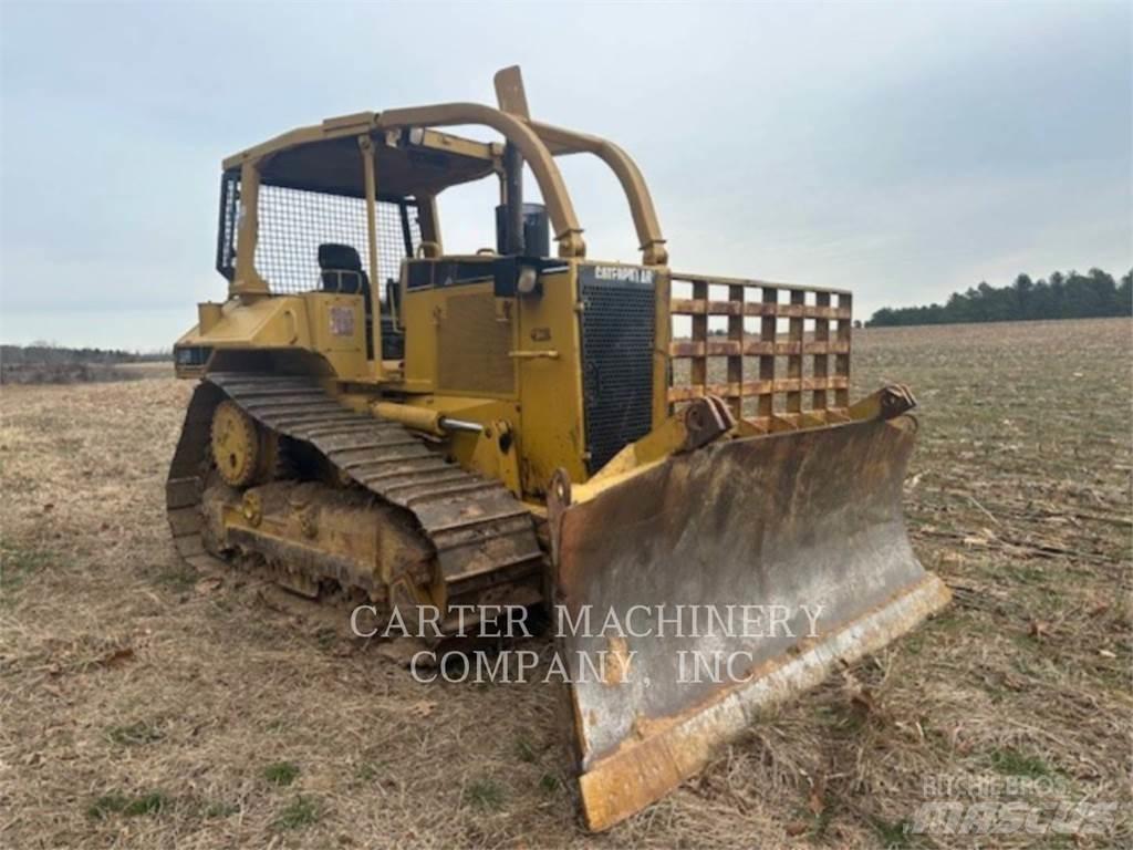 CAT D6MXL Buldozer sobre oruga