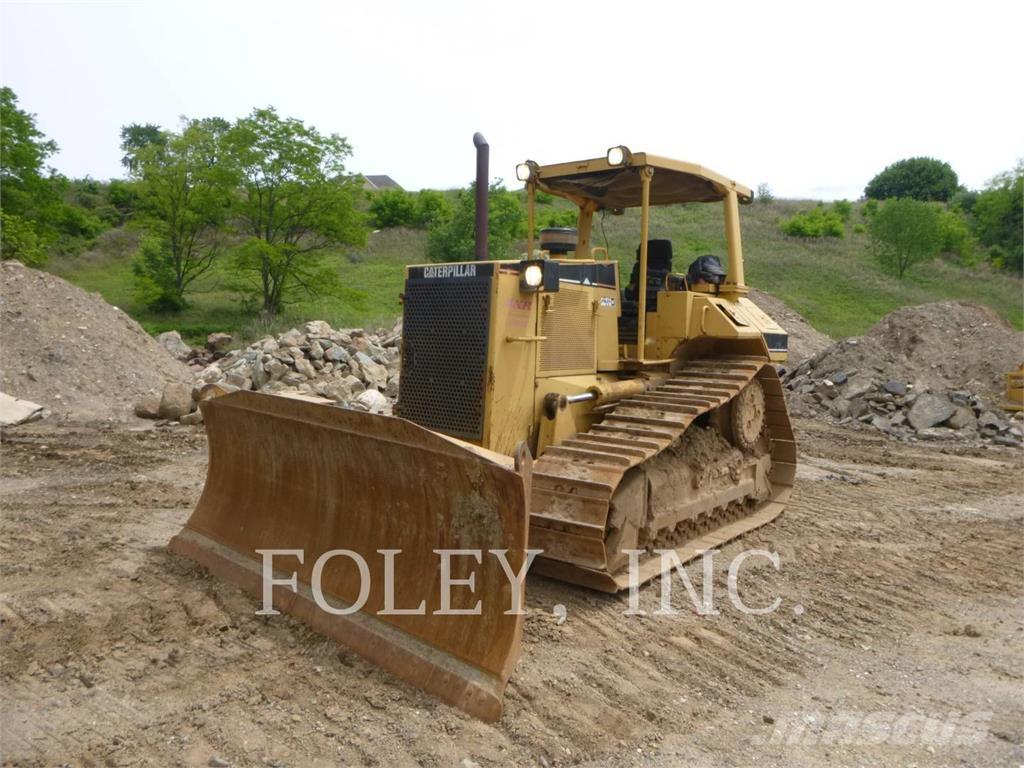 CAT D6MXL Buldozer sobre oruga