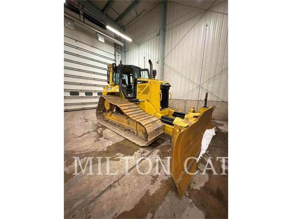 CAT D6N Buldozer sobre oruga