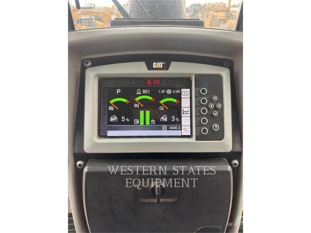 CAT D6N Buldozer sobre oruga