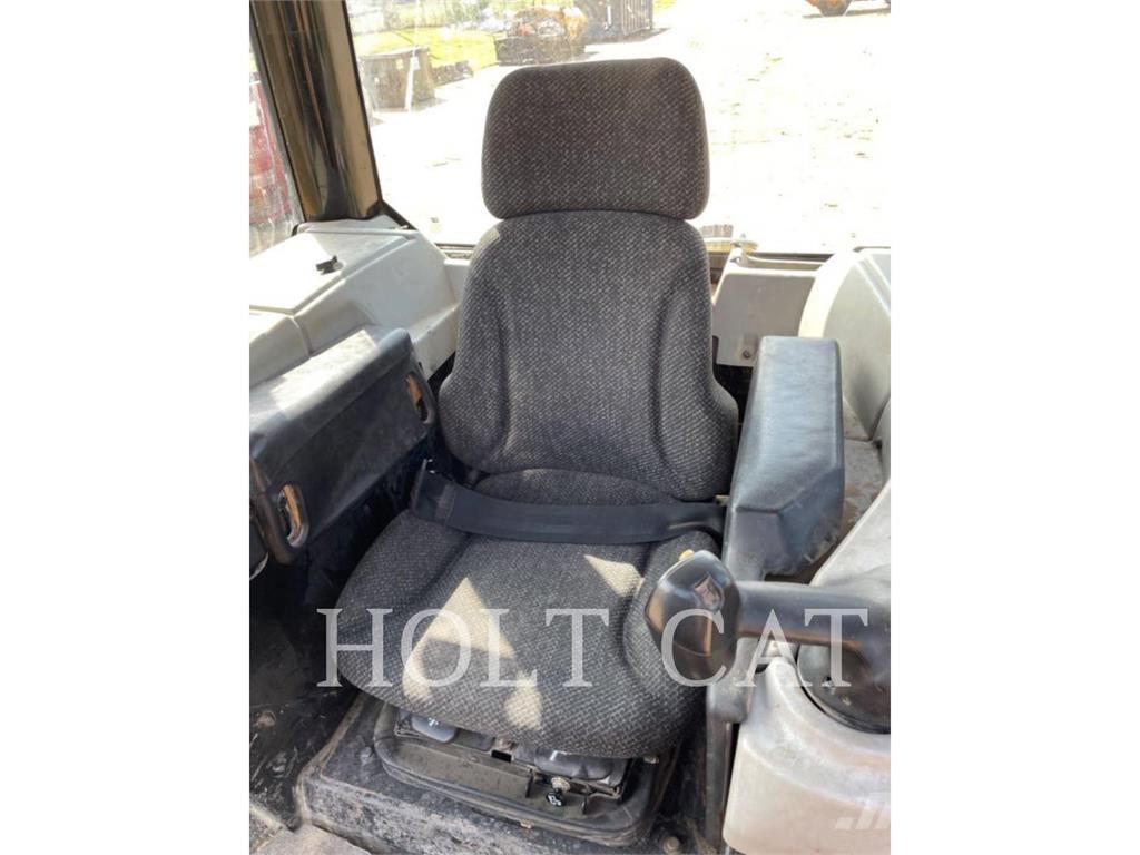 CAT D6N LGP Buldozer sobre oruga