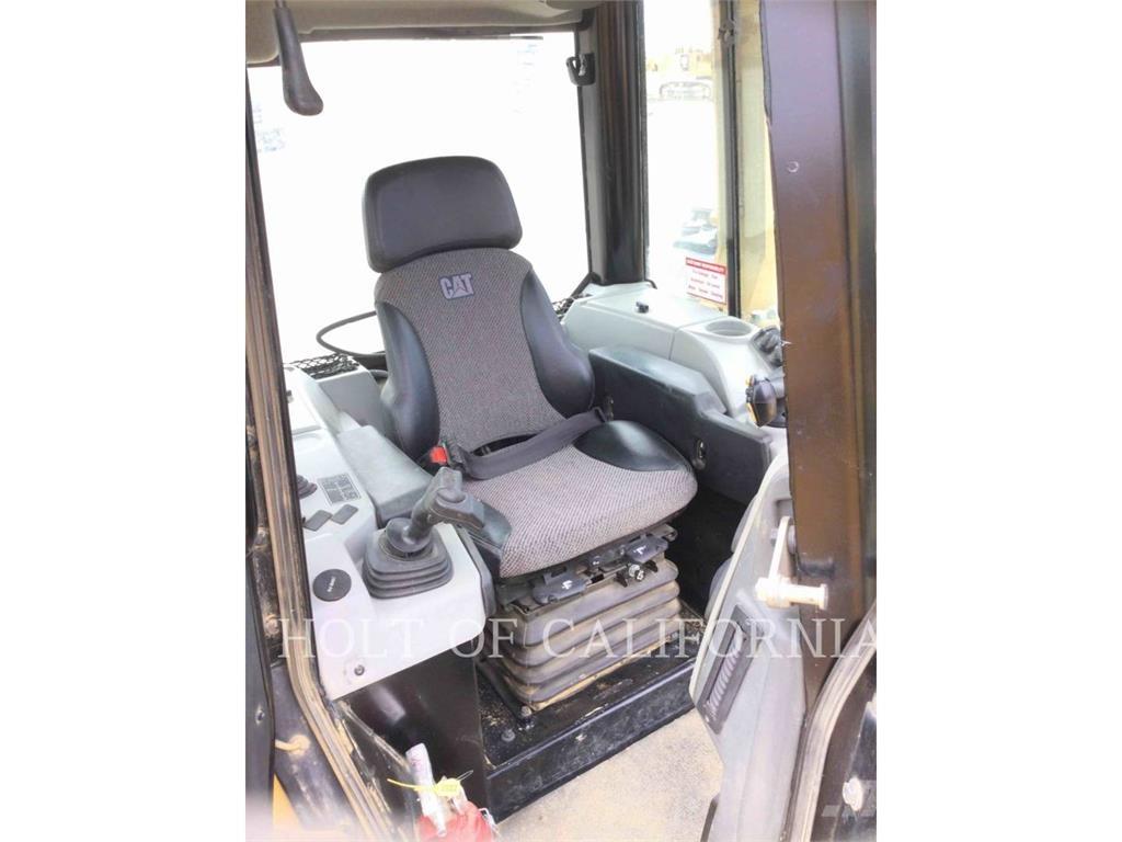 CAT D6N LGP Buldozer sobre oruga