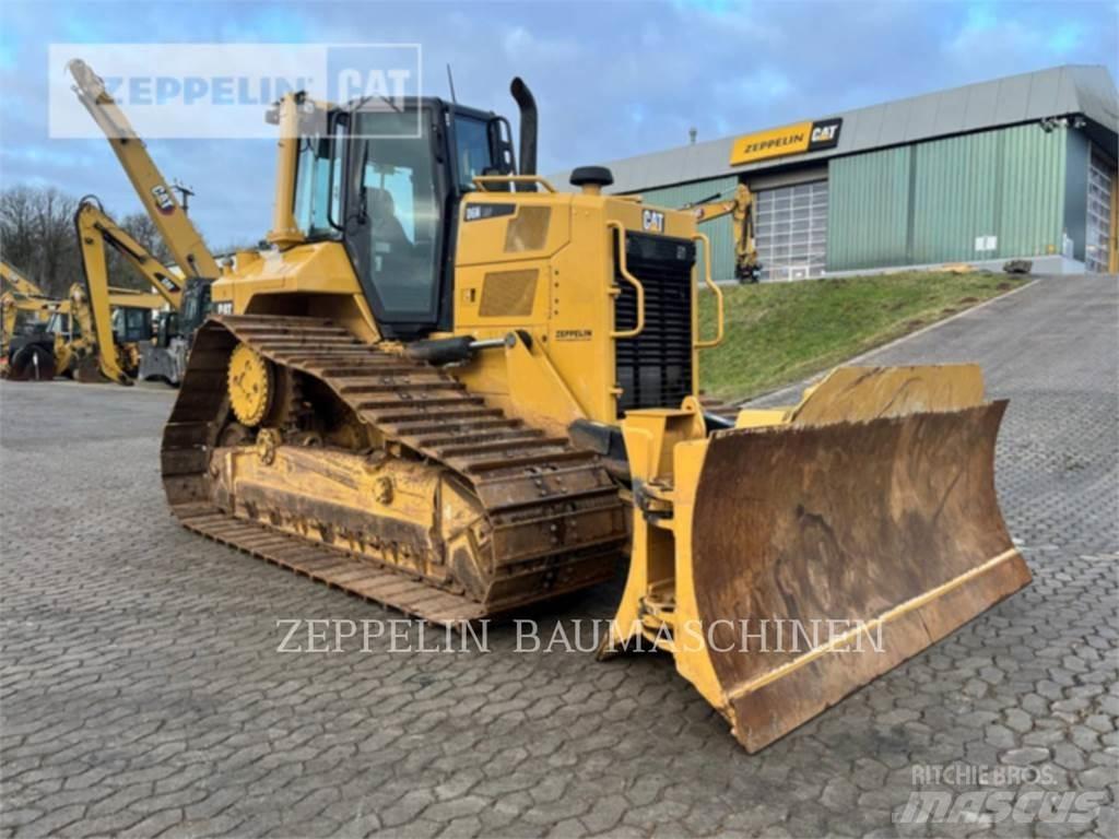 CAT D6NMP Buldozer sobre oruga