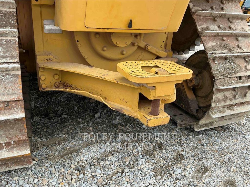 CAT D6NXL Buldozer sobre oruga