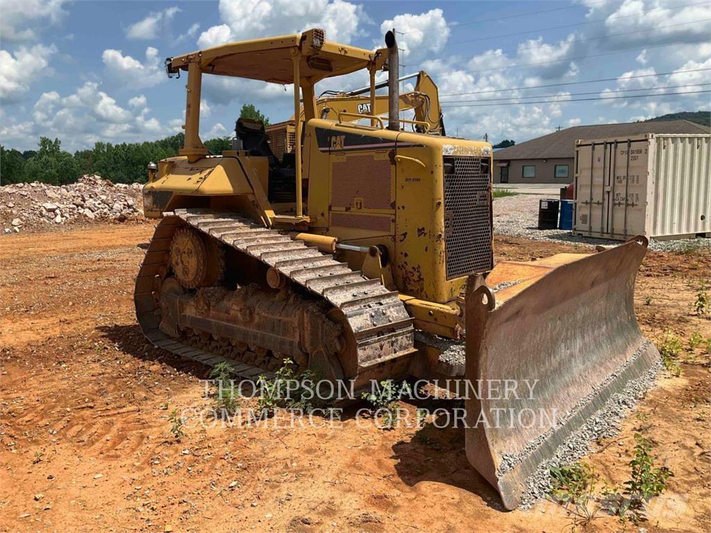 CAT D6NXL Buldozer sobre oruga