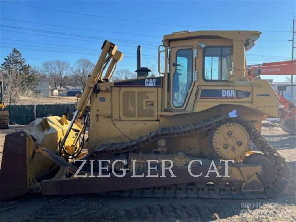 CAT D6R Buldozer sobre oruga