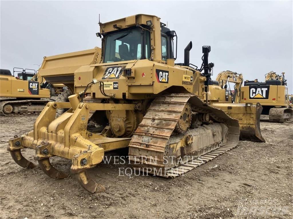 CAT D6T Buldozer sobre oruga