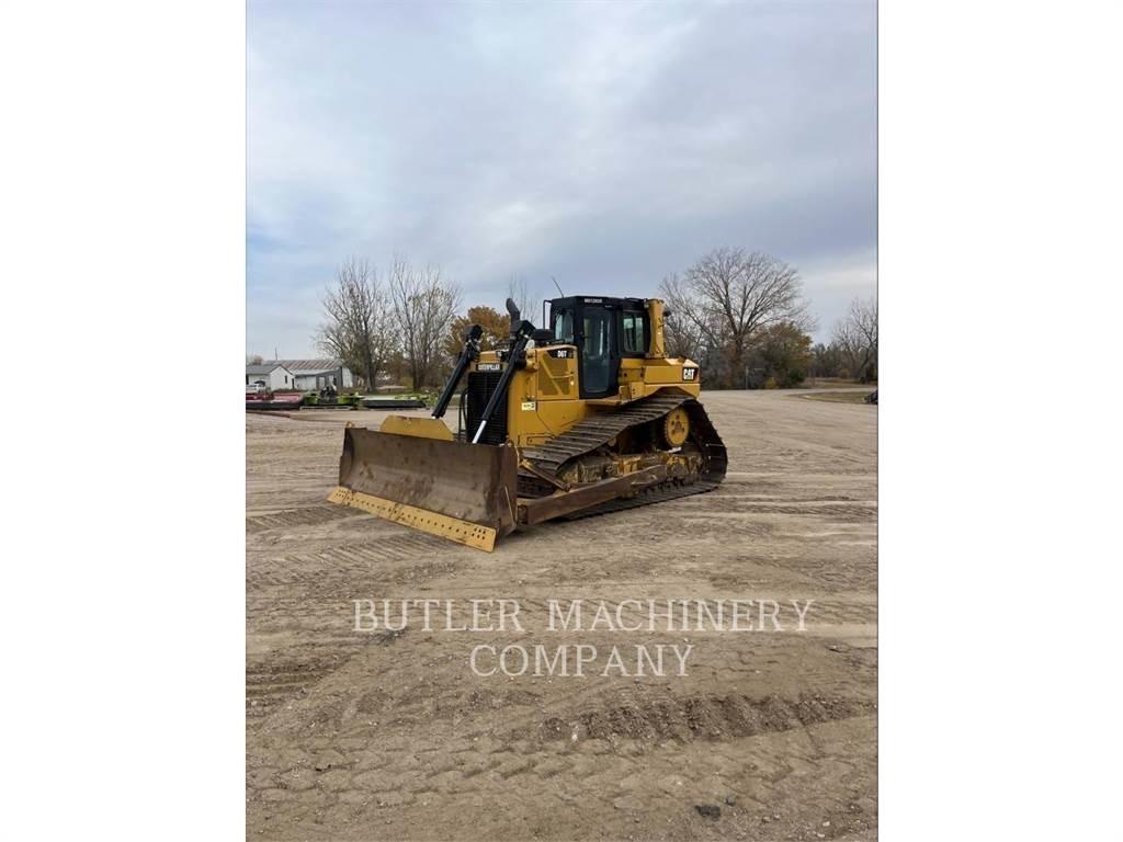 CAT D6T Buldozer sobre oruga