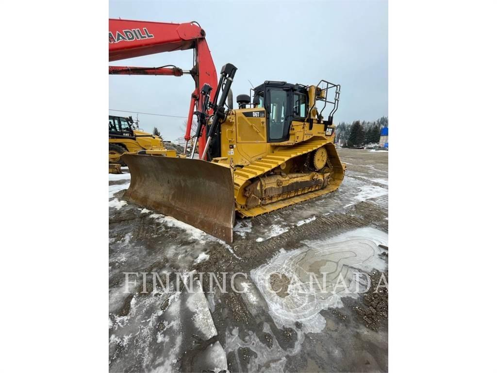 CAT D6T Buldozer sobre oruga