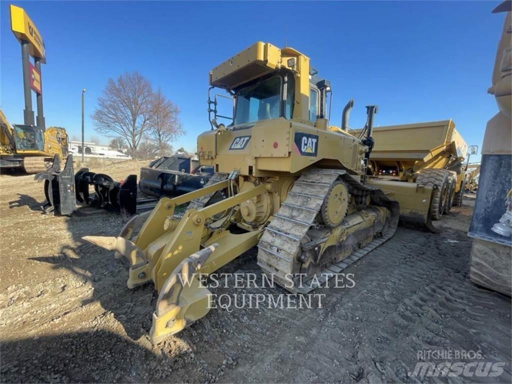 CAT D6T Buldozer sobre oruga