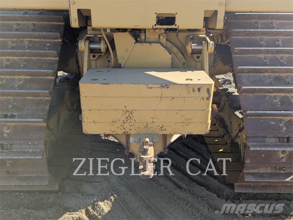 CAT D6T Buldozer sobre oruga