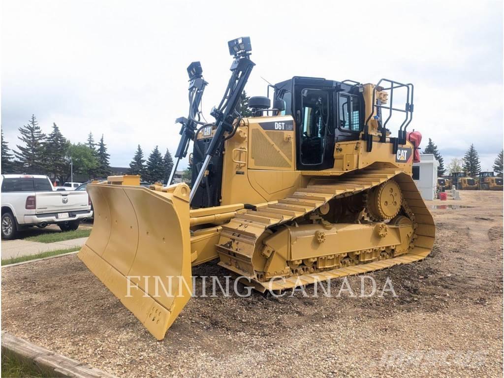 CAT D6T Buldozer sobre oruga