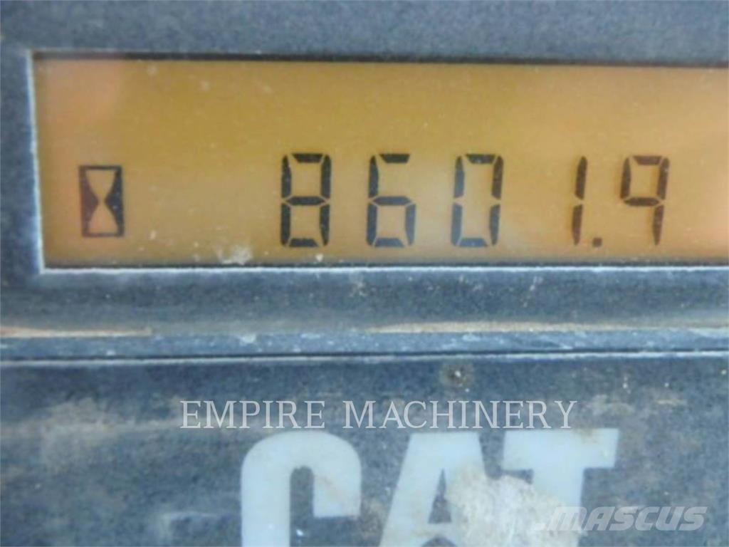 CAT D6T Buldozer sobre oruga