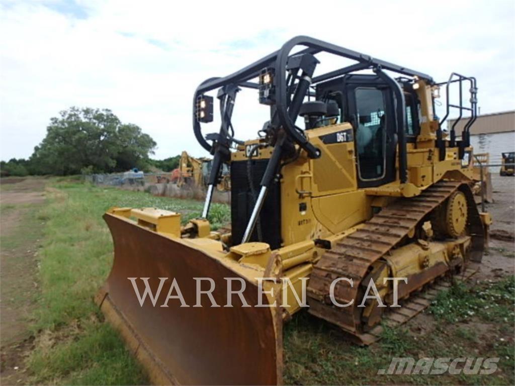 CAT D6T 4XLPAT Buldozer sobre oruga