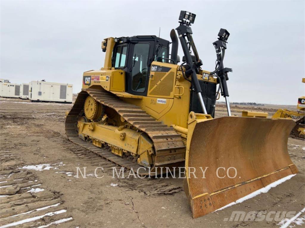 CAT D6T LGPVP Buldozer sobre oruga