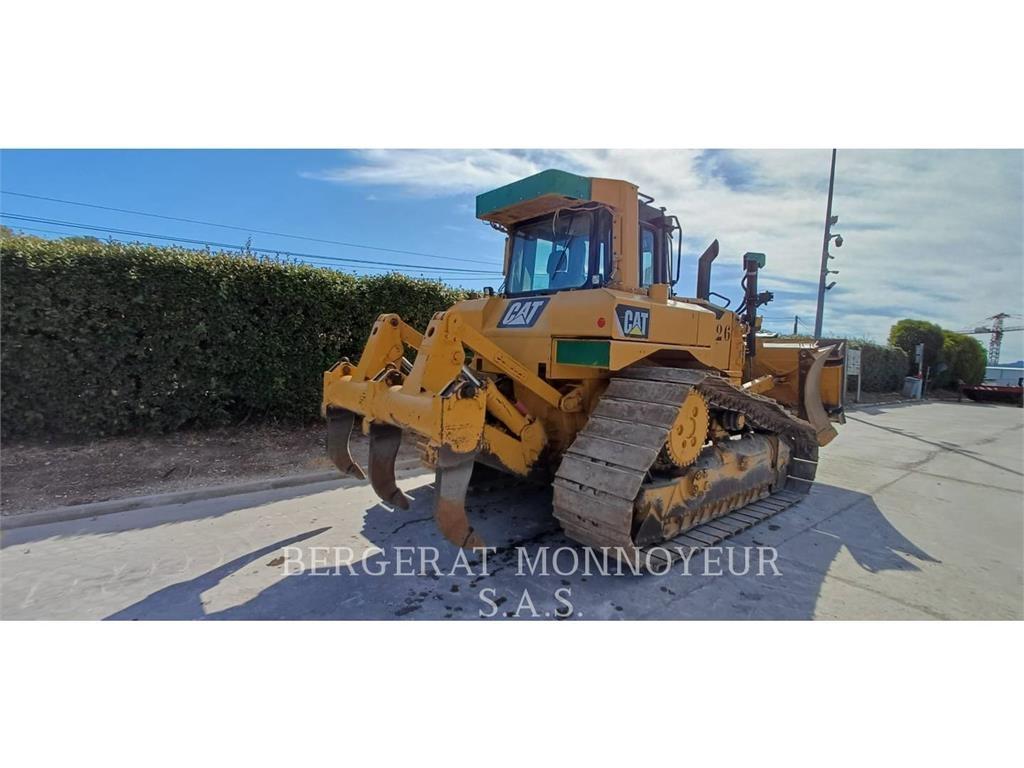 CAT D6T3B XW Buldozer sobre oruga