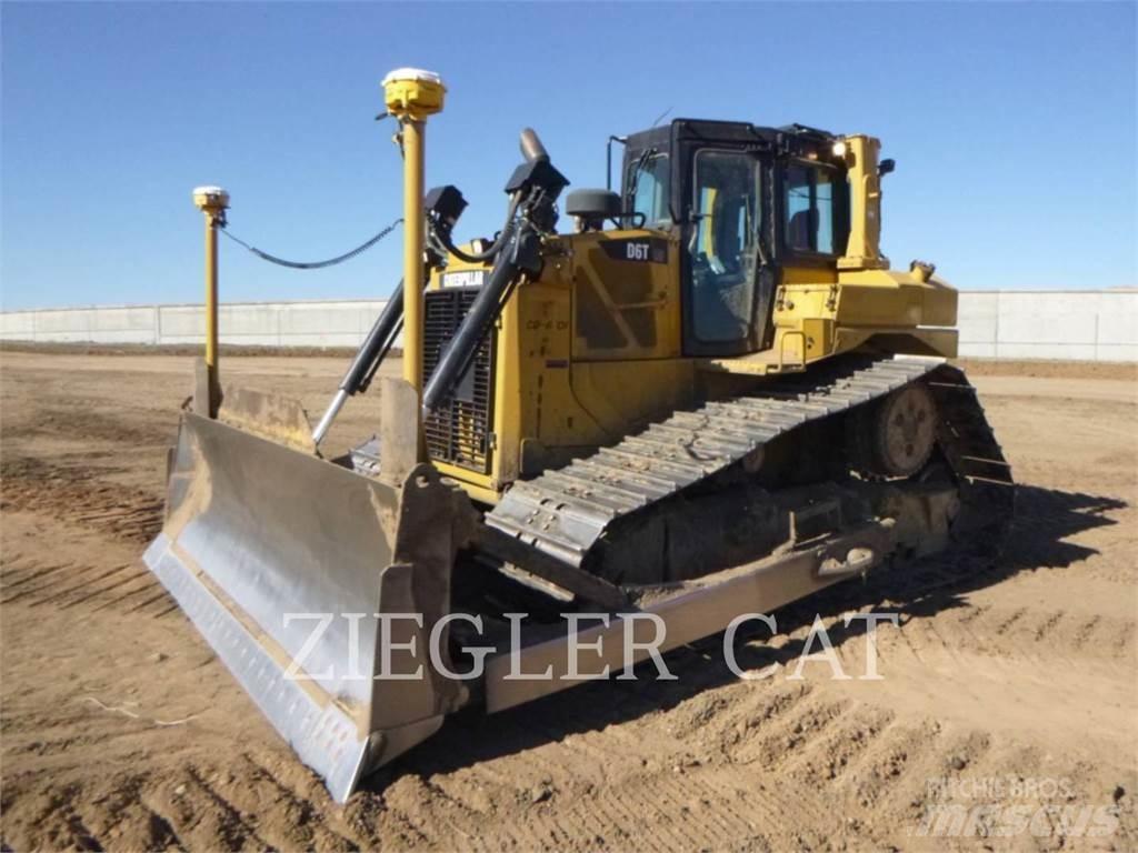 CAT D6TLGP Buldozer sobre oruga