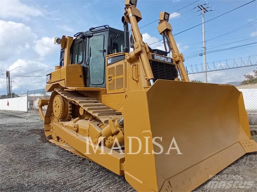 CAT D6TQ Buldozer sobre oruga