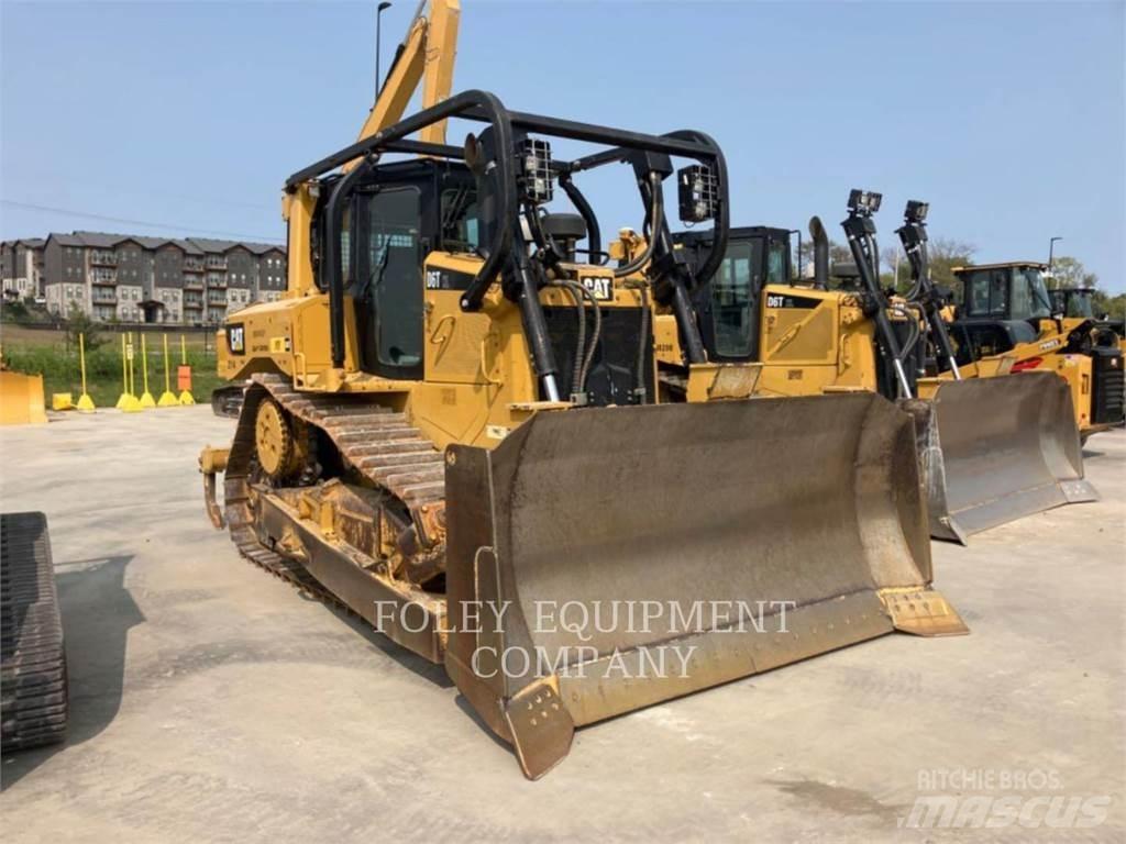 CAT D6TXLSUA Buldozer sobre oruga