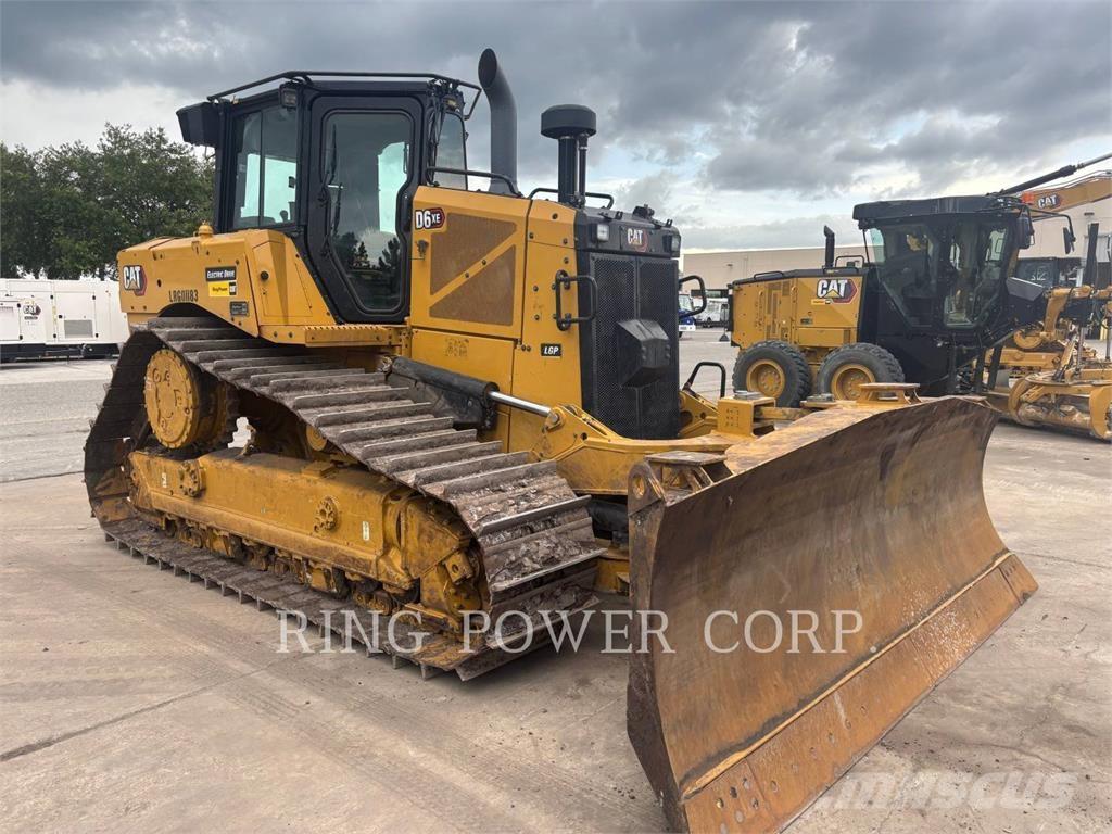 CAT D6XEVPAT Buldozer sobre oruga