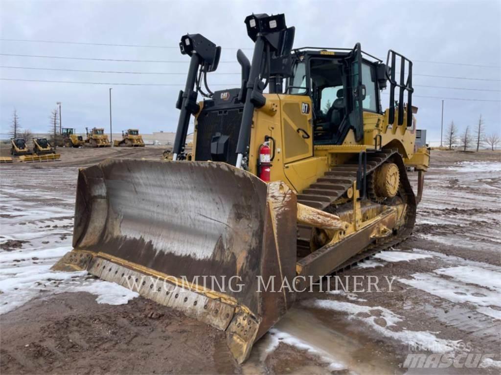 CAT D7 Buldozer sobre oruga