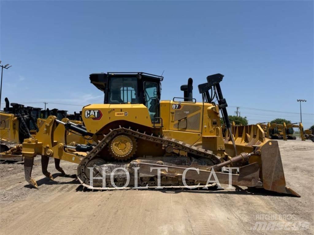 CAT D7 Buldozer sobre oruga