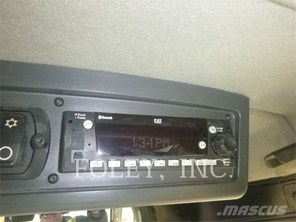 CAT D7-17 Buldozer sobre oruga