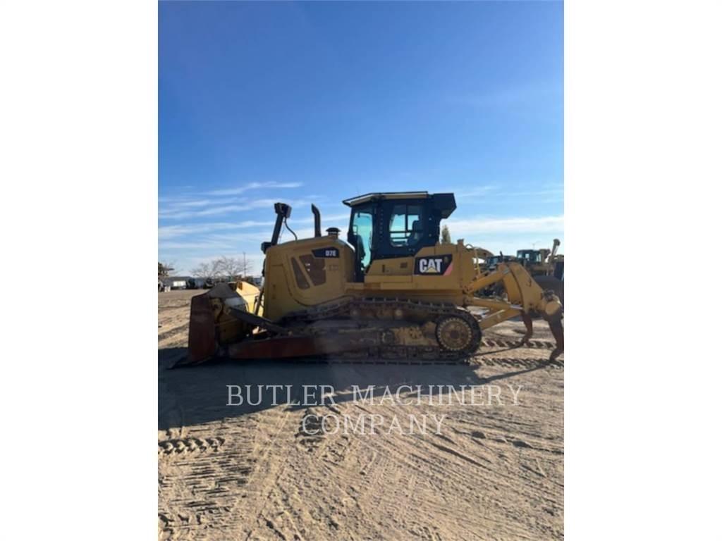 CAT D7E Buldozer sobre oruga