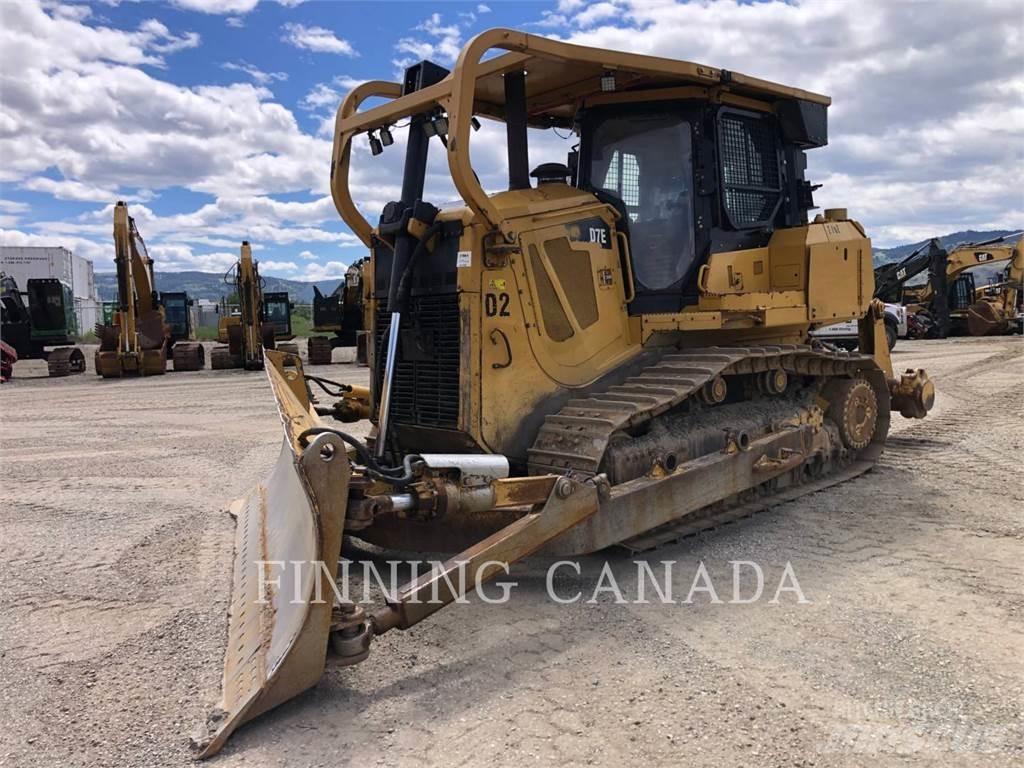 CAT D7E Buldozer sobre oruga