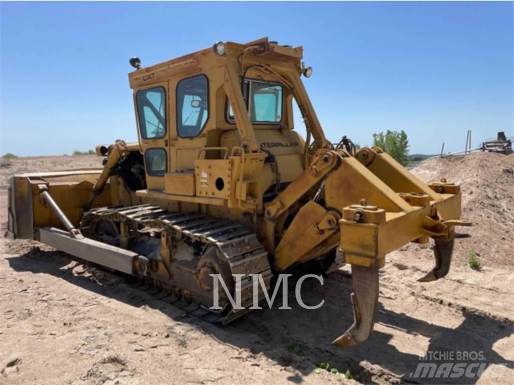 CAT D7G Buldozer sobre oruga